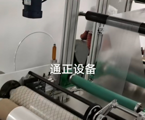二層吹膜現(xiàn)場(chǎng)試機(jī)